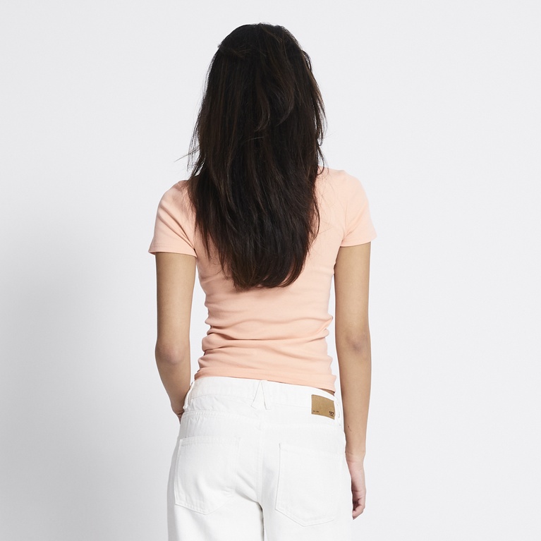 V-neck baby tee "Engla"